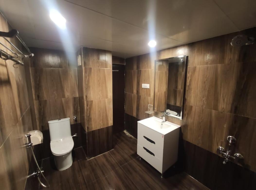 New Hotel Suhail Hyderabad Exteriör bild