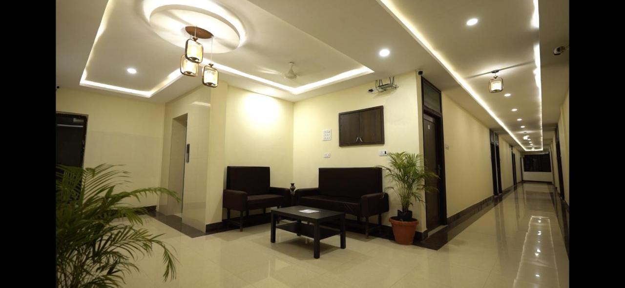 New Hotel Suhail Hyderabad Exteriör bild