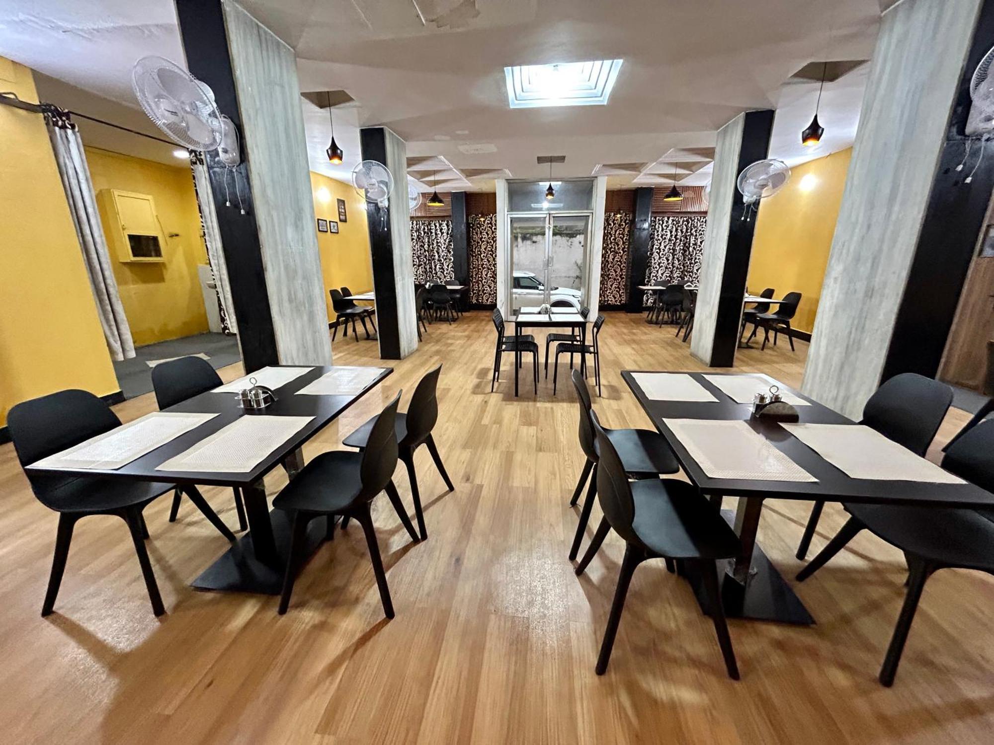 New Hotel Suhail Hyderabad Exteriör bild